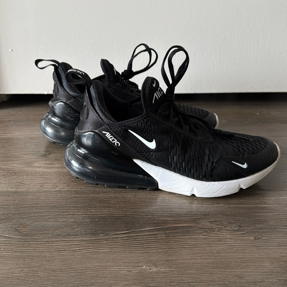 Air Max 270